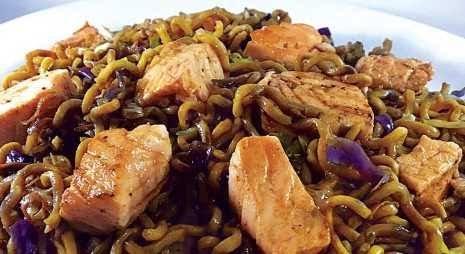 Yakissoba de Salmão 500G