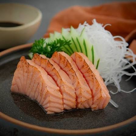 Sashimis 6 unidades maçaricados