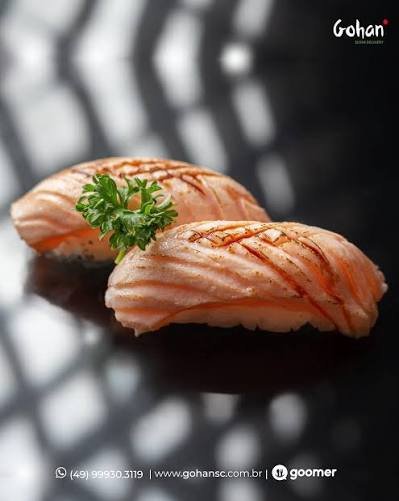 Sushi Salmão maçaricado 12 unidades